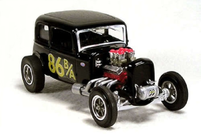 1:25 1932 Ford Victoria
