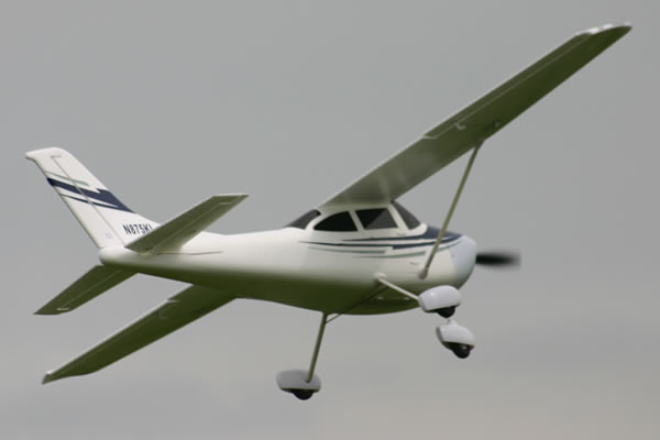 FMS Cessna 182 RTF Electric Foam Aircraft Model with 2.4ghz Radi