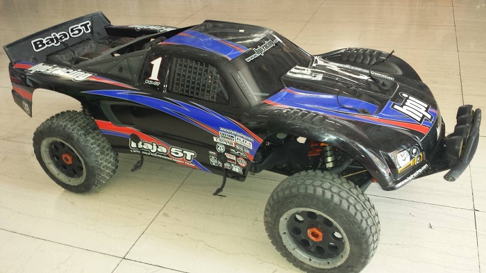 HPI BAJA 5T - 2.4Ghz - 1/5 Off Road RC Truck (Used)