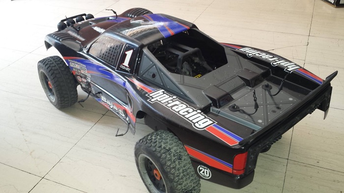 HPI BAJA 5T - 2.4Ghz - 1/5 Off Road RC Truck (Used)