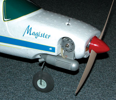 Magister - Τηλεκατευθυνόμενο Ηλεκτρικό Αεροπλάνο