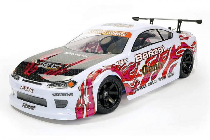 (image for) FTX Banzai 1/10 Street/Drift Nitro RC Car 4WD RTR - White