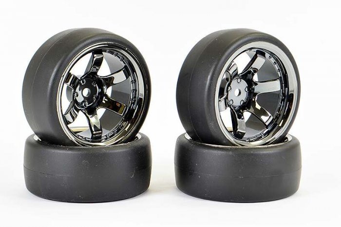 (image for) FASTRAX 1/10 (4) DRIFT D1 TYRE W/9MM 6-SPOKE WHEEL- BK CHROME
