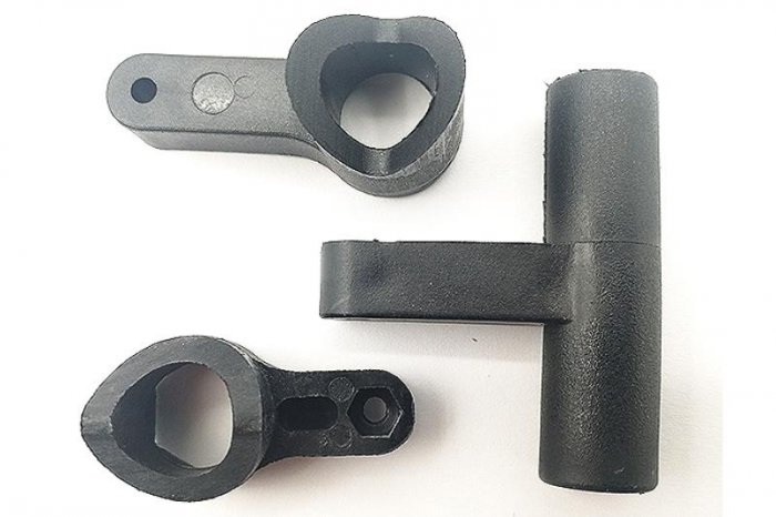 (image for) FTX DR8 NYLON STEERING ARMS