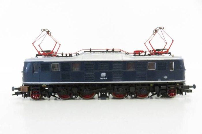 (image for) Roco 63618 H0 Elektrolokomotive BR 118 016-5 der DB - Used model