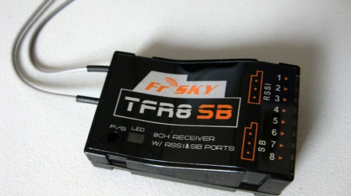 (image for) FrSky Futaba FASST Compatible 8Ch 2.4Ghz Receiver with S-BUS
