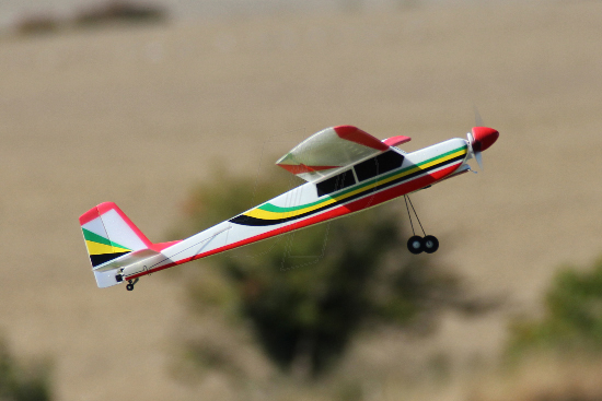 eRC BOOMERANG TRAINER RC AIRPLANE RTF 2.4GHZ