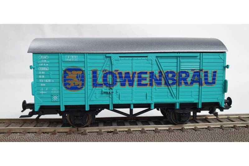 Roco 46052 HO DB Lowenbrau Covered Beer Car - Used model