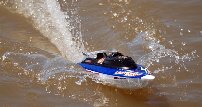 Atomic Lightning Bolt RTR RC Boat