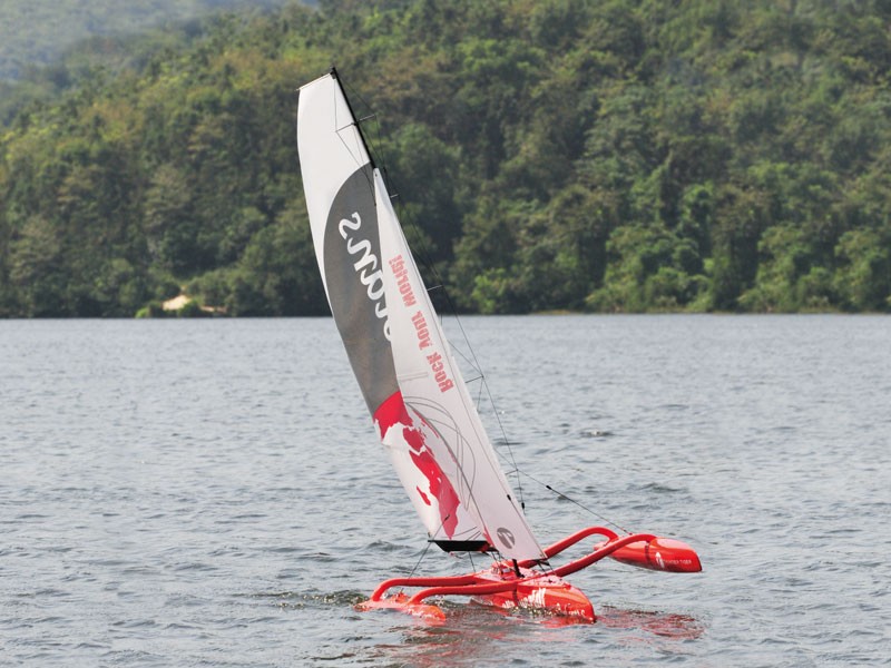 Thunder Tiger Volans Trimaran RC Yacht - Πατήστε στην εικόνα για να κλείσει