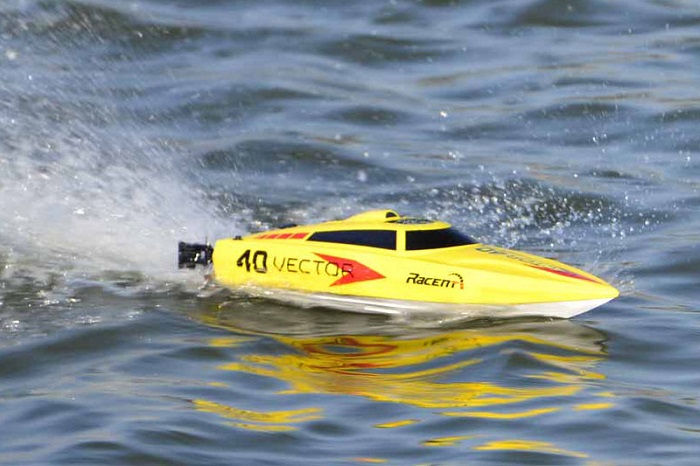 VOLANTEX VECTOR 40 BRUSHED RC BOAT RTR - YELLOW - Πατήστε στην εικόνα για να κλείσει