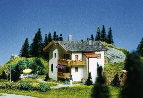 Kibri H0 8817 Haus Surselva in Davos