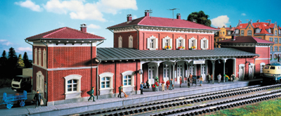 Bahnhof - Click Image to Close