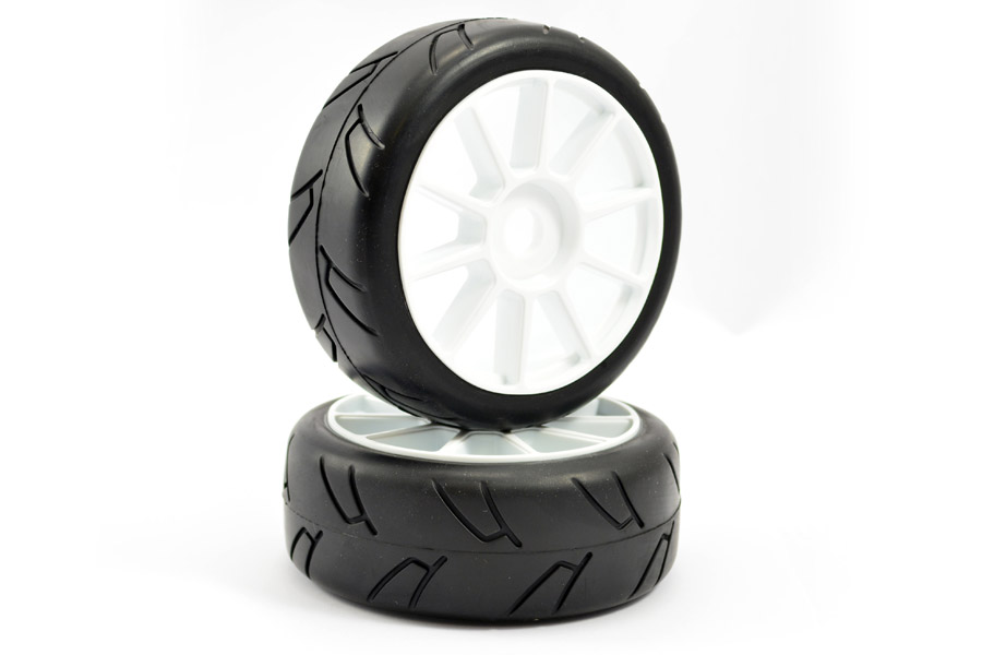 Fastrax 'Hawk' 1/8th On-Road Pre-Mounted Slick Tyres on Y Spoke
