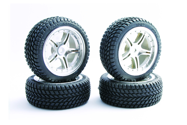 Fastrax Chevron Tread mounted on chrome 5-spoke wheels/Tires (4)