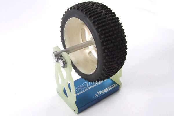 Fastrax Professional Wheel Balancer by PSM Racing - Click Image to Close