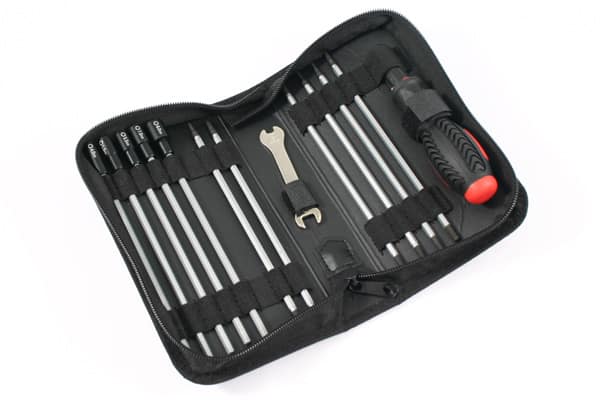 FASTRAX 19-IN-1 TOOL BAG 3XSLOT,3X PH 6XHEX,4XNUT 1X 5/8MM WRENC