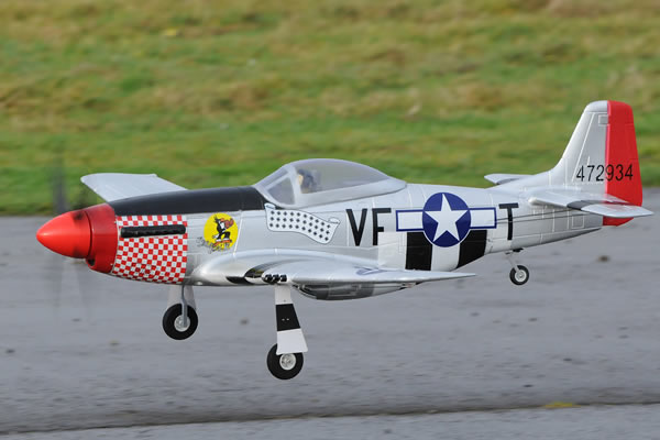 FMS WWII P-51D Mustang Electric RTF Aircraft with 2.4ghz Radio S