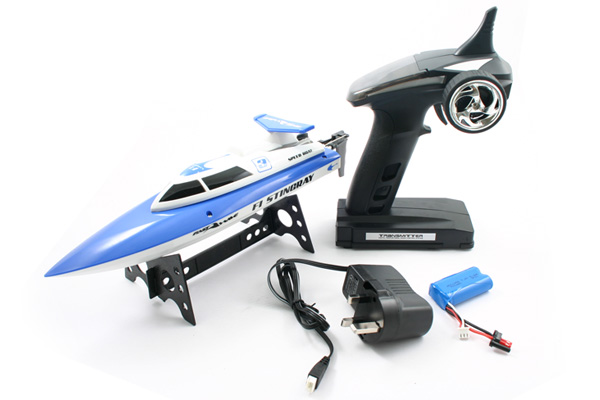 Fast Wave F1 Stingray Mini High Speed Racing Boat - Blue