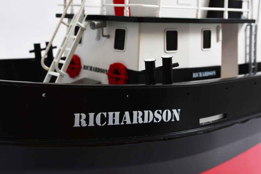 Hobby Engine Premium Label Richardson Tug Boat with 2.4Ghz Radio