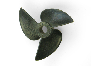 P432-3 PROPELLER 32 x P1.4 3 BLADE (1)