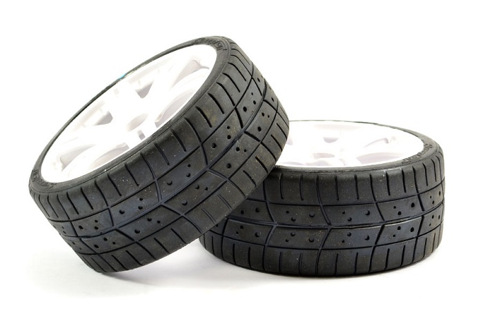 SWEEP 1/8 GT TREAD GLUED 45DEG TYRES W/BELT / 6IX PAK WHITE WHEE