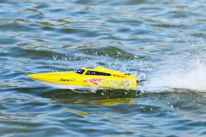 VOLANTEX VECTOR 40 BRUSHLESS BOAT RTR - YELLOW