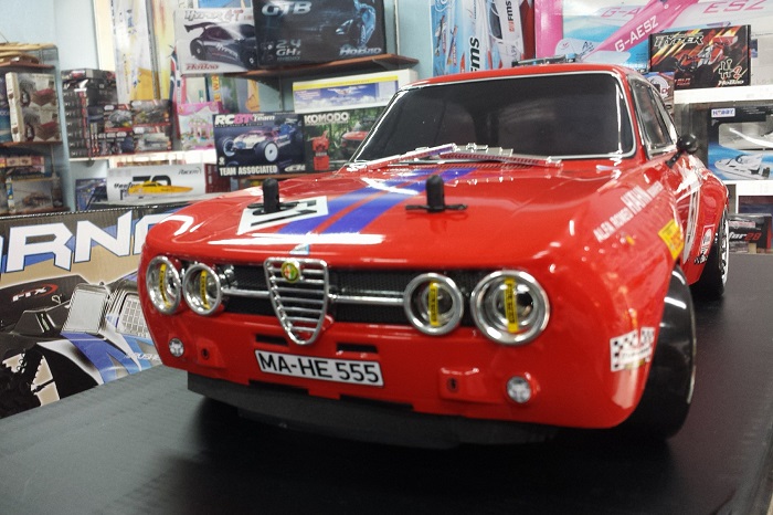 Τηλεκατευθυνόμενα Drift FTX Banzai καρότσα Alfa Romeo 2000 GTAM