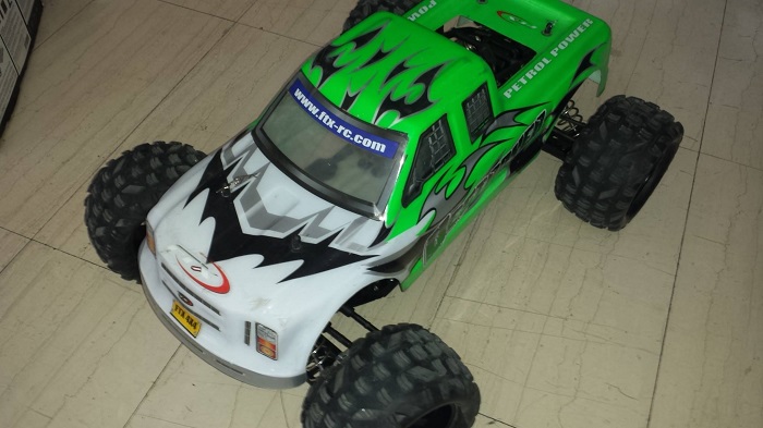 FTX Destroyer RTR 1/5 4WD Petrol RC Monster Truck : Βενζινοκίνητ