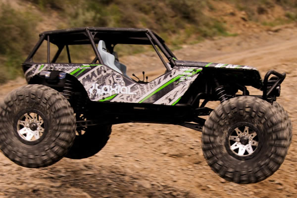 Axial Wraith RTR 1/10th Scale Electric 4WD Rock Racer - Click Image to Close