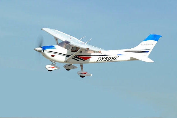 Dynam Cessna Sky Trainer RTF 1280mm with 2.4ghz Radio System - Πατήστε στην εικόνα για να κλείσει