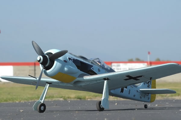 Dynam Focke Wulf FW190 1270mm Electric RC Warbird - Πατήστε στην εικόνα για να κλείσει