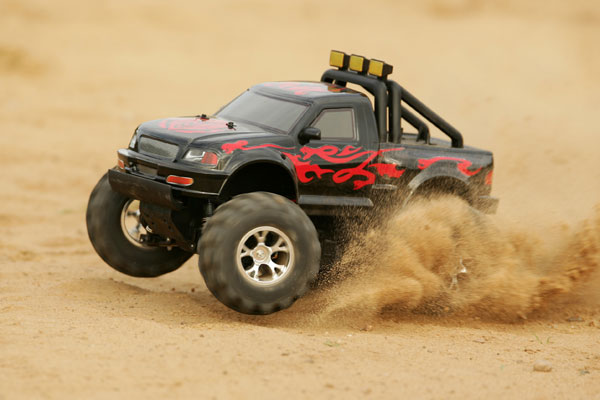 Hobby Engine - 4WD RTR RC Monster Truck - Πατήστε στην εικόνα για να κλείσει