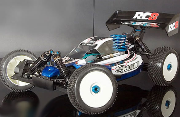 Team Associated RC8 - 4WD RC Racing Buggy