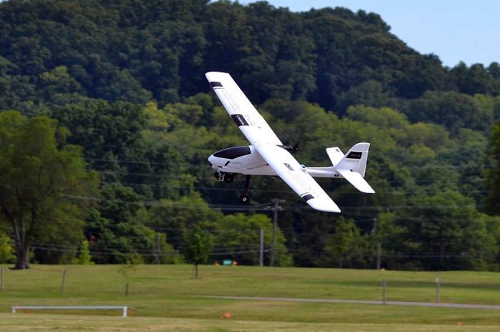 VOLANTEX RANGER EX 2M EPO & UNIBODY FPV COMPATIBLE PLANE - Πατήστε στην εικόνα για να κλείσει